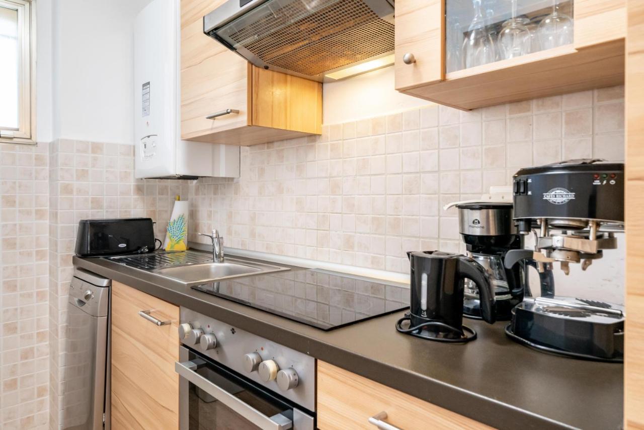 Spacious Apartment At A 5 Min Walk From The Beach Antibes Exterior photo