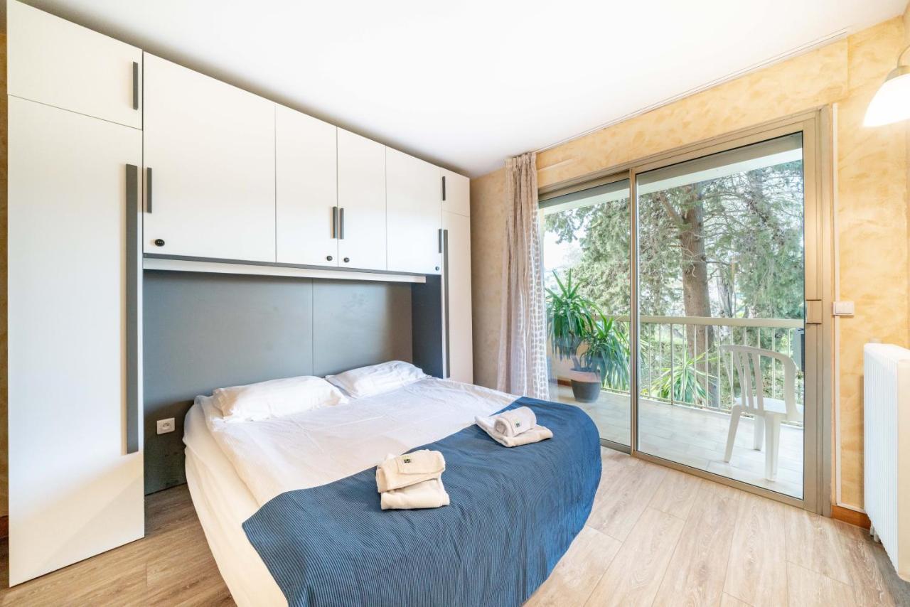 Spacious Apartment At A 5 Min Walk From The Beach Antibes Exterior photo